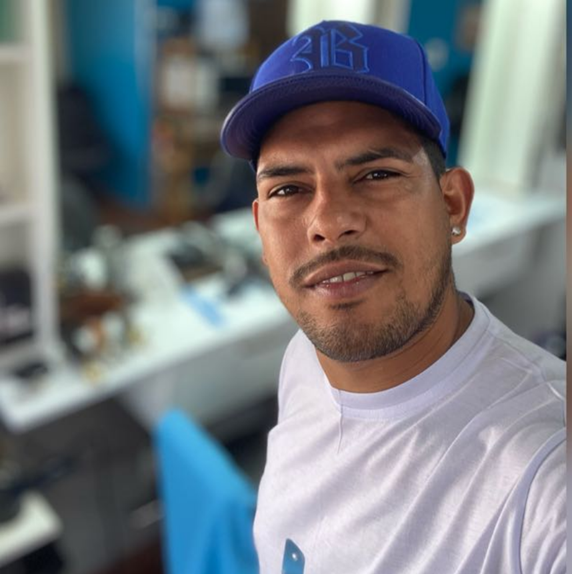Profissional da Javier Barbearia